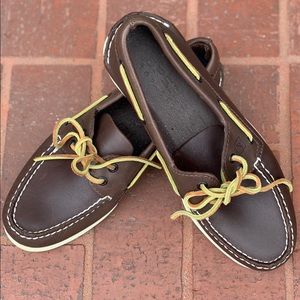 **CLASSIC** Sperry Topsider
